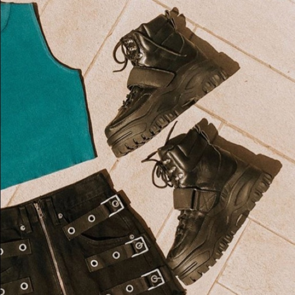 ISO Jeffrey Campbell boots